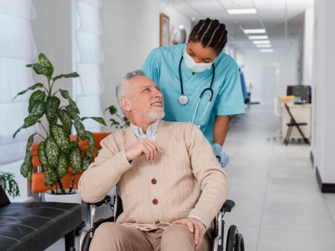 บริการจัดส่งพยาบาลพิเศษ-ดูแลผู้ป่วย