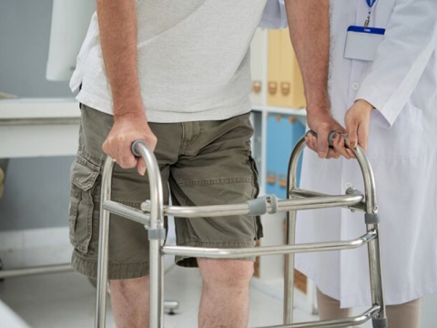 บริการดูแลผู้สูงอายุหลังผ่าตัด บริการดูแลผู้สูงอายุหลังผ่าตัด