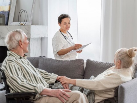 บริการจัดส่งพนักงานดูแลผู้สูงอายุตามบ้าน บริการจัดส่งพนักงานดูแลผู้สูงอายุตามบ้าน