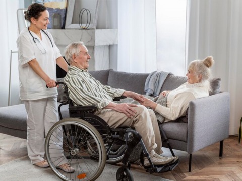 หาคนดูแลคนแก่ที่บ้านย่านนนทบุรี หาคนดูแลคนแก่ที่บ้านย่านนนทบุรี